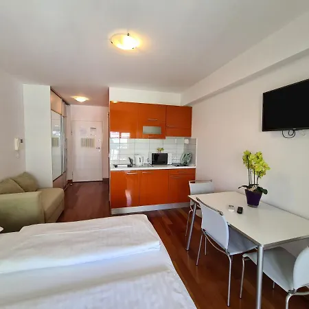 Apartments Veronika Makarska Exterior foto
