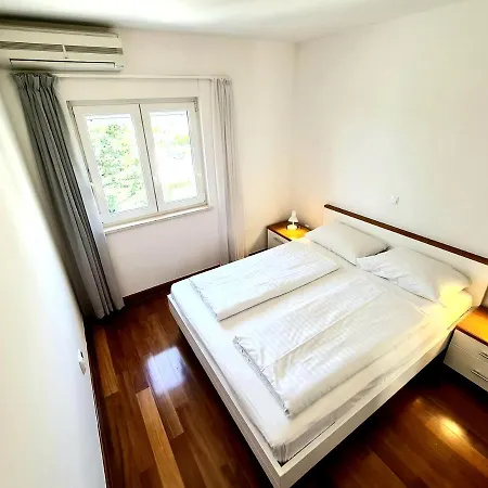 Apartments Veronika Makarska Exterior foto